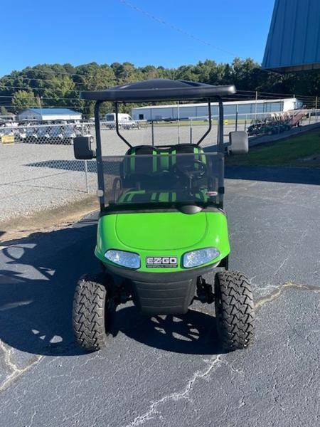 2019 E-Z-GO Freedom® RXV® 2+2 (PTV) Electric EZGo Golf Cart 2